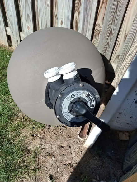 Photo of free Swimming pool filter look it up (Mi.& Middlebelt , Inkster Mich) #2