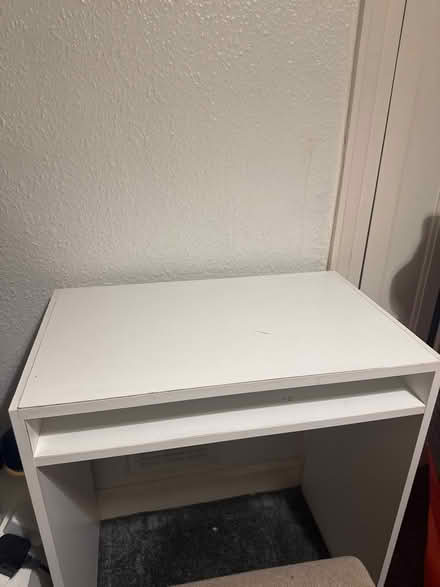 Photo of free Reading table and chair (M11 clayton M11) #2