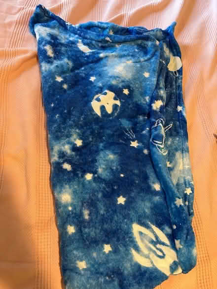 Photo of free Throw Blankets (Near Main Street Laurel Md) #1