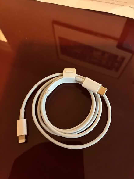 Photo of free USB > iPhone, iPad etc charger (Summertown OX2) #1