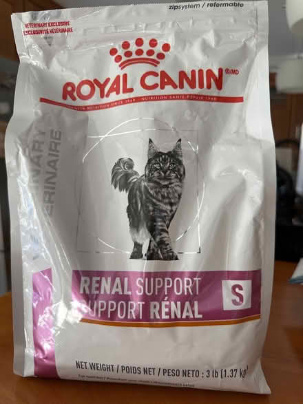 Photo of free Renal Support S Cat Dry Food (Newton Center) #1