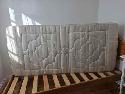 Photo of free Single mattress 190x90x27cm (East Molesey (KT8)) #2
