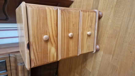 Photo of free Small pine chest of drawers (Bexleyheath DA6) #1