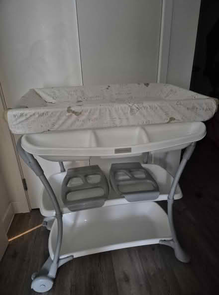 Photo of free bath and changing unit (Kidbrooke) #1
