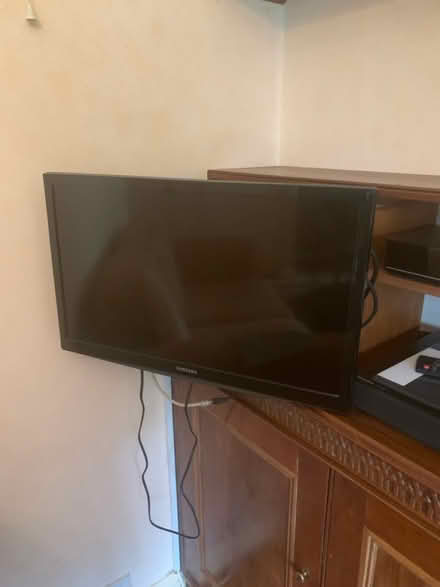 Photo of free 23” Television (Dawes Green RH2) #1