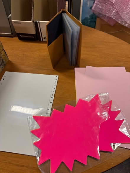 Photo of free office items (Salford Quays M5) #4