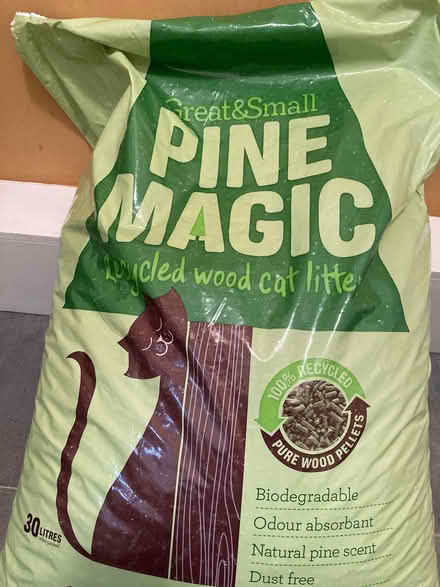 Photo of free Cat litter pine magic wood pellets (Kemptown BN2) #1