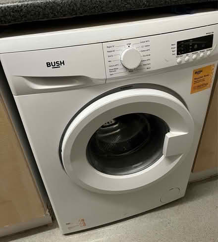 Photo of free washing machine (Cricklewood NW2) #1