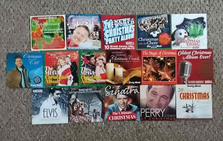 Photo of free Christmas music promo CDs (Bedwell SG1) #1