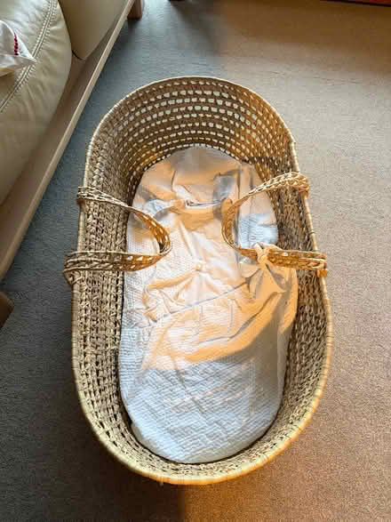 Photo of free Moses basket (Bloxham OX15) #1