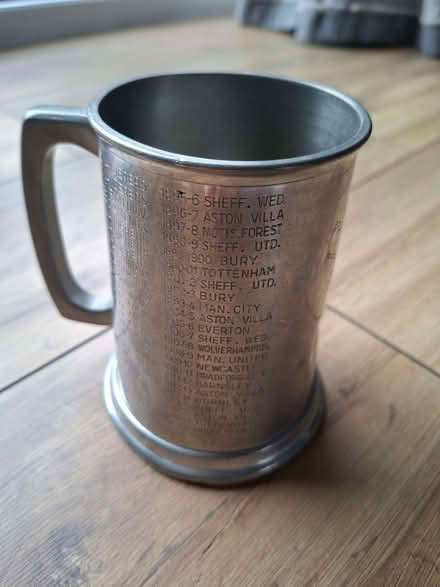 Photo of free Fa cup winners tankard (Mereoak Park RG2) #1