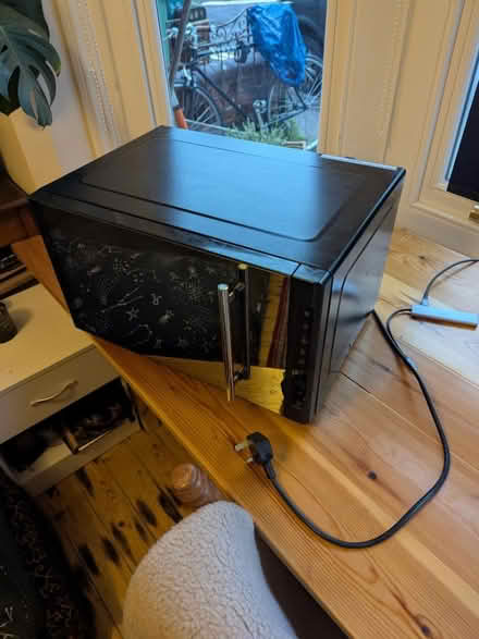 Photo of free Microwave (Osney OX2) #1