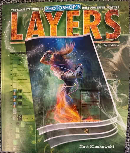 Photo of free Computer book for photoshop (Crown Wood RG12) #1
