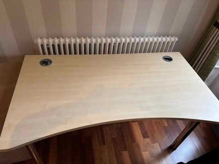 Photo of free Desk (Morningside EH10) #2