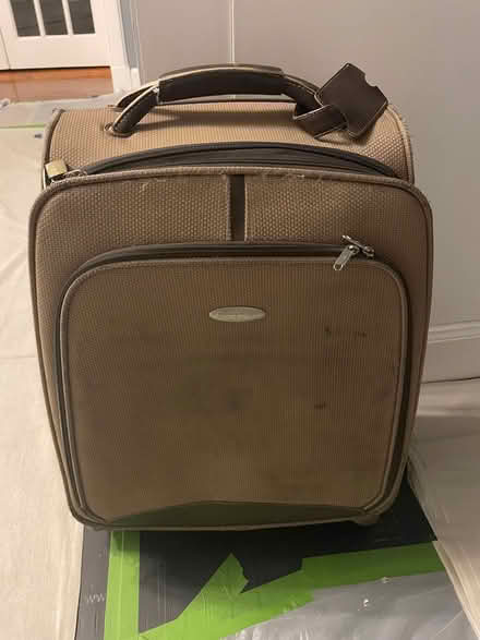Photo of free Suitcase (The Grange EH9) #1
