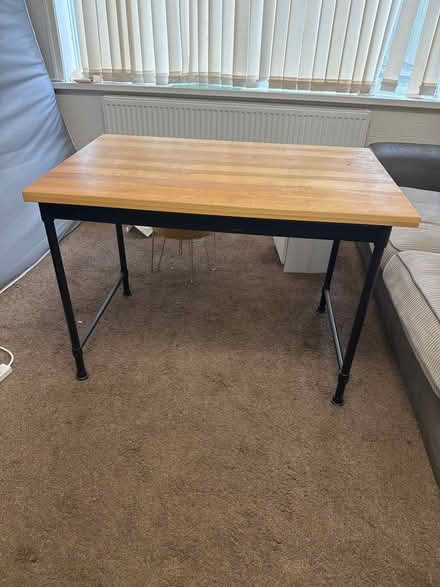 Photo of free Table (M11 clayton M11) #1