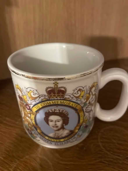 Photo of free Silver jubilee mug 1977 (De Parys MK40) #2