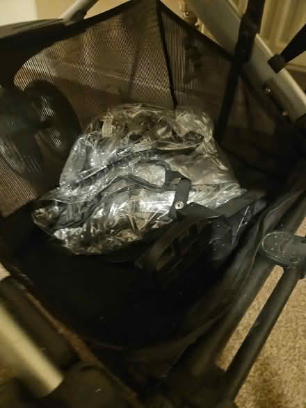 Photo of free Mamma's and pampas pram pushchair (Leeds LS11) #4