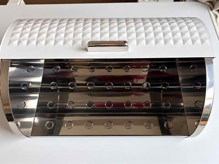 Photo of free Bread Bin - Excellent Condition (Strood, ME2) #2