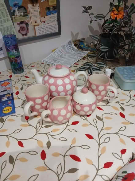Photo of free Tea set (Belmont SL6) #1