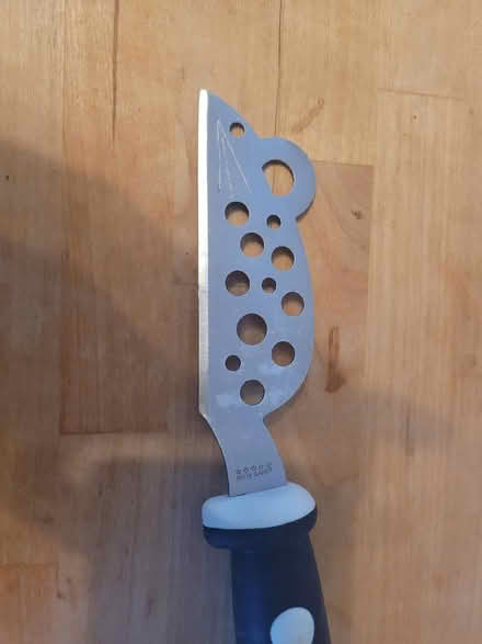 Photo of free Cheese knife (must be over 21 to pick up) (Diglis WR5) #2