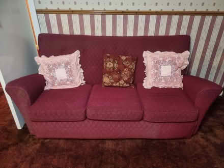 Photo of free Vintage retro sofa (Fox Hollies B27) #1