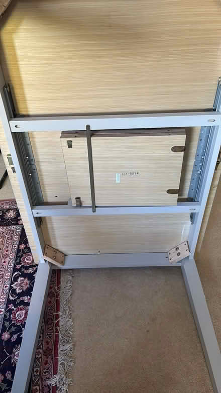 Photo of free Dining table (W42lu) #2