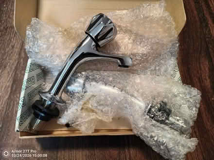 Photo of free sink taps (Dawley TF4) #1