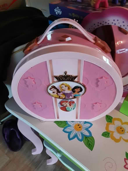 Photo of free Disney Princess Portable Vanity (US19 & Nursery Road) #1
