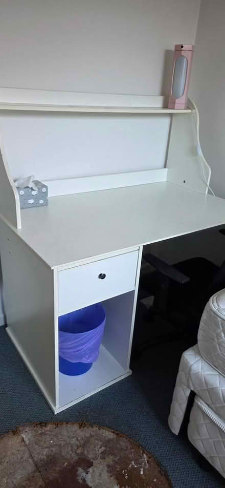 Photo of free Desk and chair (Bondi) #1