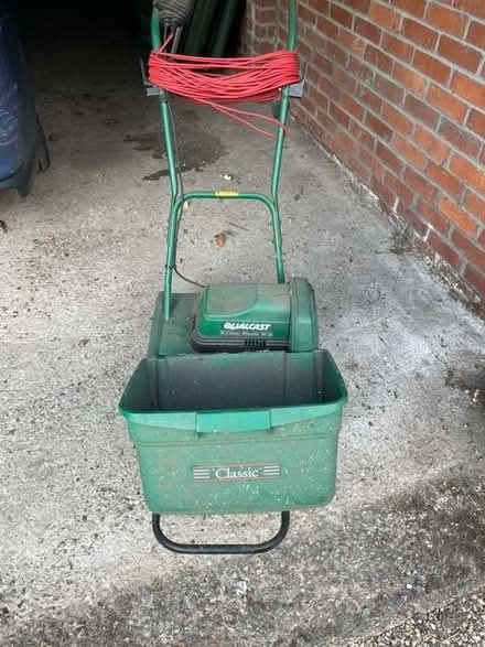 Photo of free lawnmower (Earley RG6) #1