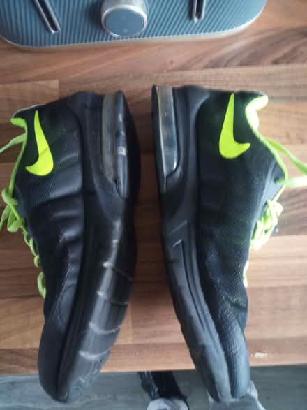 Photo of free Size 5 junior nike trainers (Belle Isle LS10) #1