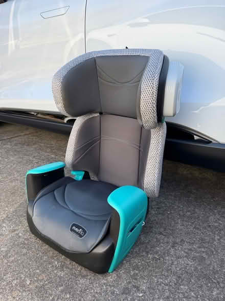 Photo of free Child seat / booster (San Jose West) #1