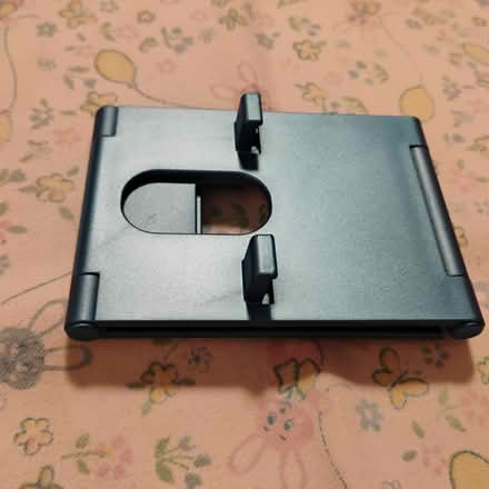 Photo of free Folding cell phone stand (60506) #4