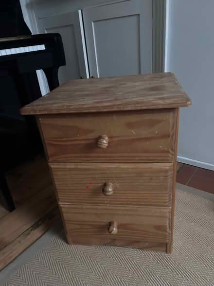 Photo of free Small side chest of drawers (Headington OX3) #1