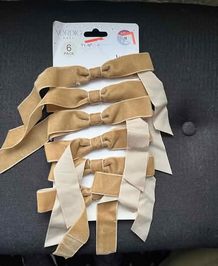 Photo of free Gift ribbons (Sale M33) #1