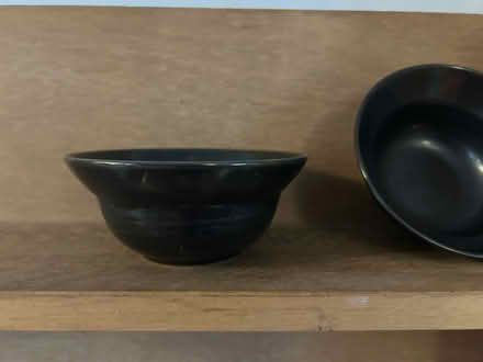 Photo of free 2 small black/brown bowls - 1 has hairline crack (Diglis WR5) #2