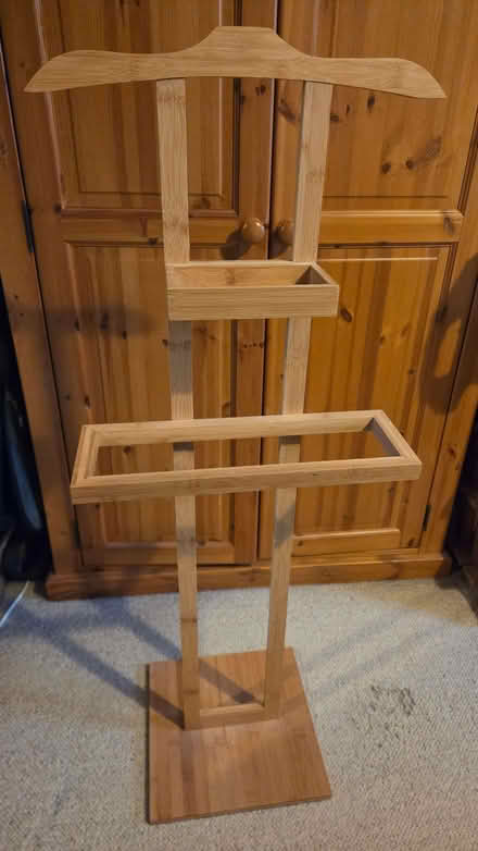 Photo of free Clothing stand (Foxholes DY10) #1