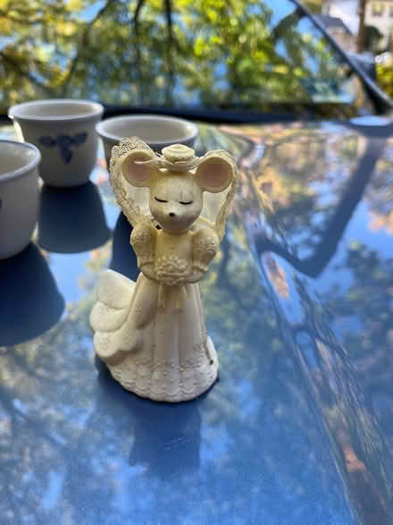 Photo of free Avon church mouse bride (Oradell) #1