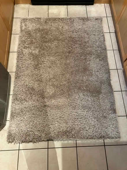 Photo of free Beige rug (St. Michaels Mead, B/Stortford) #1