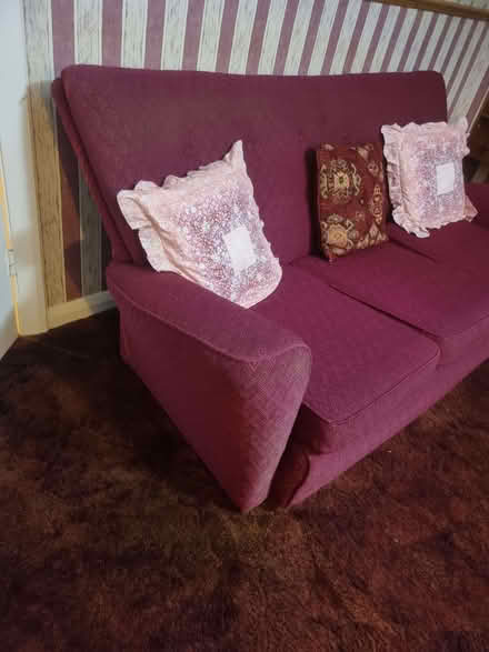 Photo of free Vintage retro sofa (Fox Hollies B27) #2