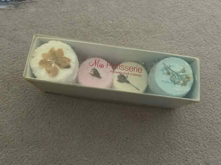 Photo of free Bath bomb (KT3 new malden) #1