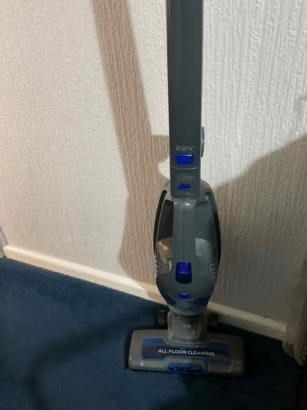 Photo of free Small vacuum cleaner 2/1 (Kingsteignton TQ12) #1