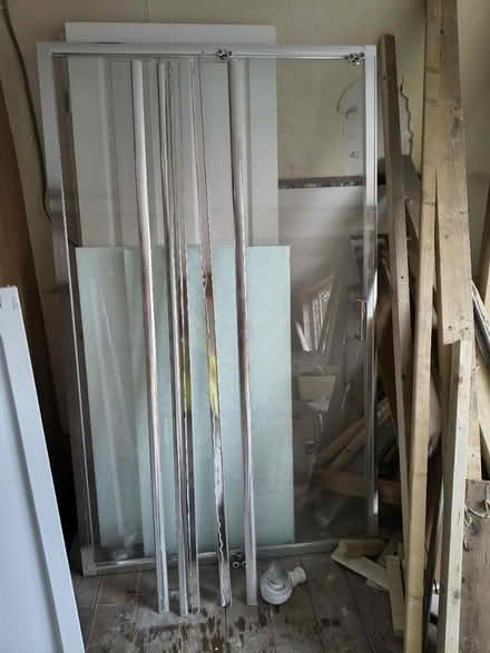 Photo of free Shower cubicle (East Hagbourne OX11) #3