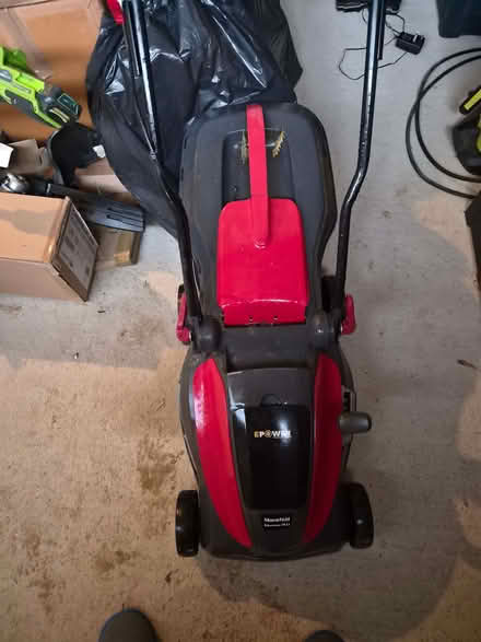 Photo of free Battery lawnmower, hedge trimmer and strimmers (Hammerpot BN16) #1