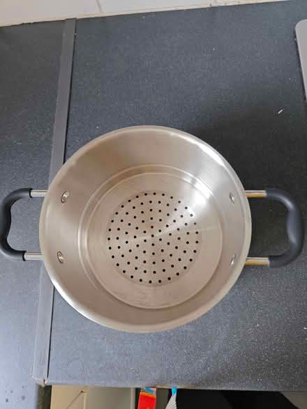 Photo of free metal steamer (Surrey Quays SE8) #2