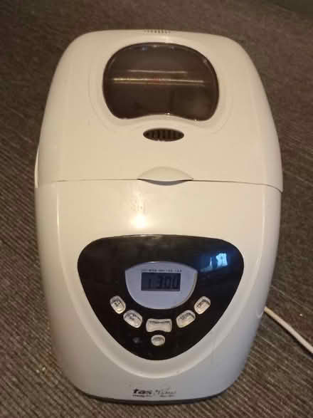 Photo of free Bread Maker - Morphy Richards Fast Bake Breadmaker (Woodlands DN6) #1