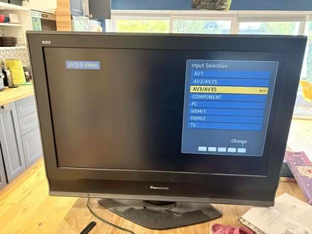 Photo of free 32 inch TV (Bishopston BS7) #1