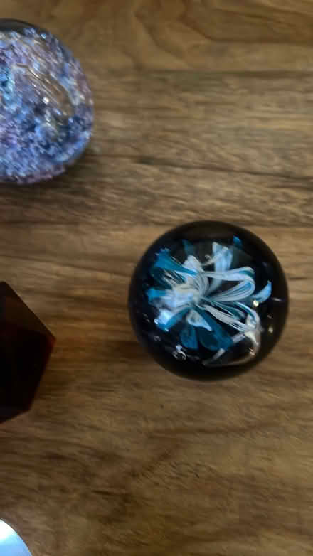 Photo of free Glass paper weight collection (Niles) #3
