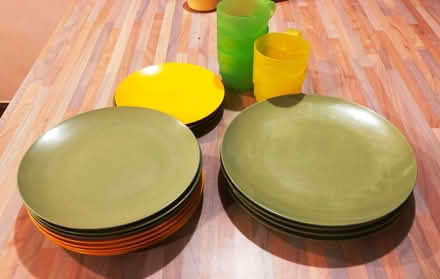 Photo of free Melamine picnic plates (Orton CA10) #1